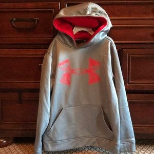 Under Armour sweatshirt